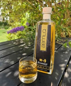 ÆLMQ - mjød med grønlandsk-dansk fusion